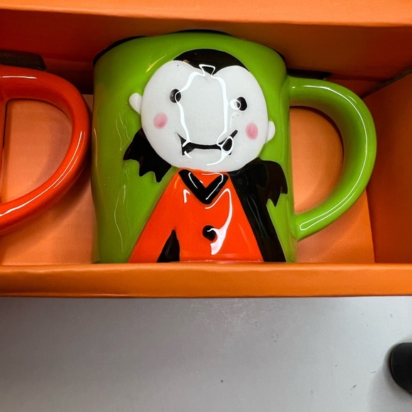 Set of 4 Halloween Ceramic Espresso Coffee Mugs Vampire Cat Skeleton Pumpkin - Picture 11 of 12